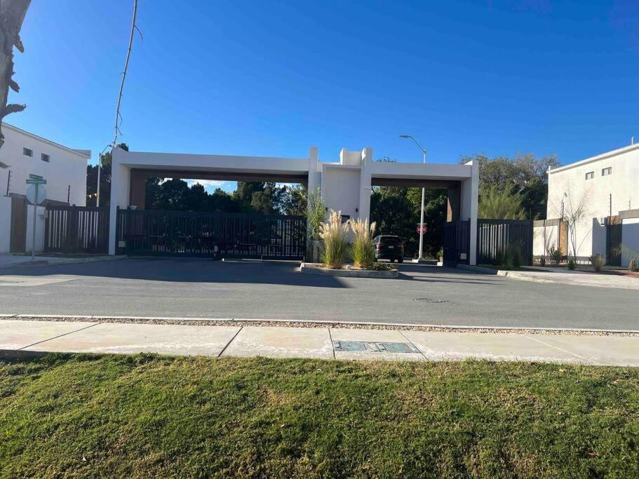 Arcana Lujo Residencial Ciudad Juarez Bagian luar foto